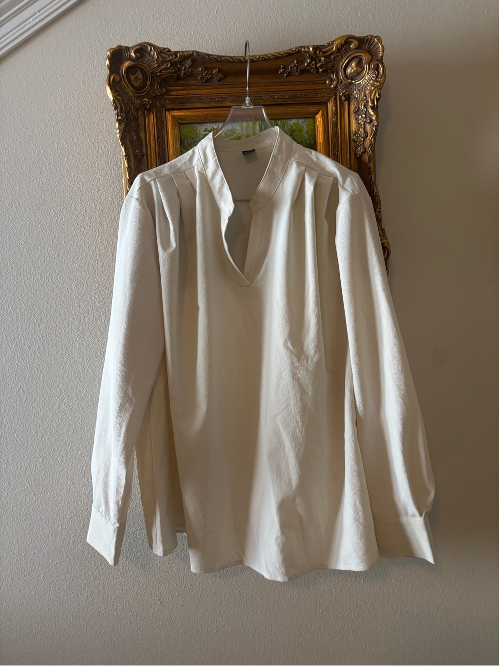 SHEIN Cream V-Split Long Sleeve Blouse